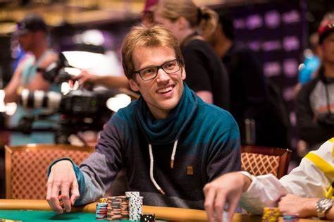 Christoph Vogelsang Pokerspieler.