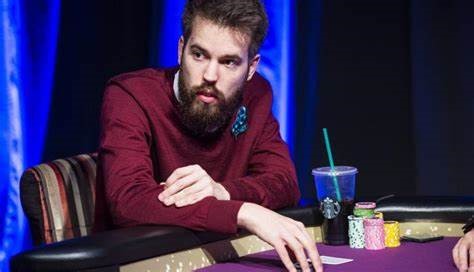 Dominik Nitsche Pokerspieler.